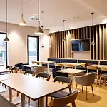 Express - By Ihg Hotel
