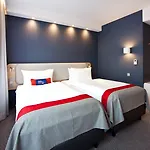 Hotel Express - By Ihg 3*