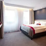 Express - By Ihg