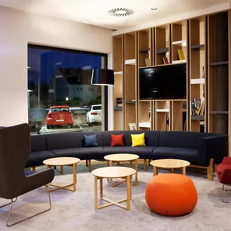 Express - By Ihg 호텔 3*