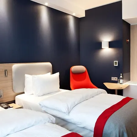 Hotel Express - By Ihg 3*